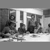 Serge July, Gérard Dupuy, Gilles Bresson, Jean-Claude Zagdoun, Pierre Blanchet, 22 décembre 1976, rue de Lorraine ( © Photo Christian Poulin - 0990)