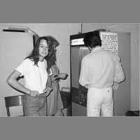 Sybille Vincendon, 20 juillet 1982, rue Christiani ( © Photo Christian Poulin - 1059)